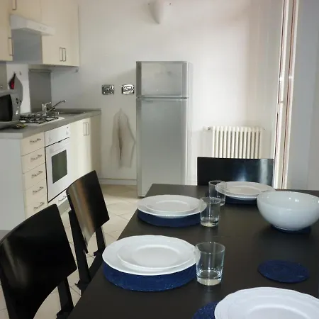 Serlio 24 2 Apartment Bologna